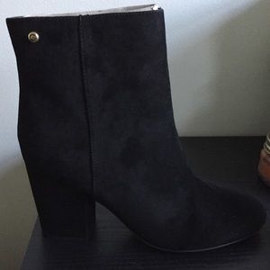 Guess Heeled Ankle Boots